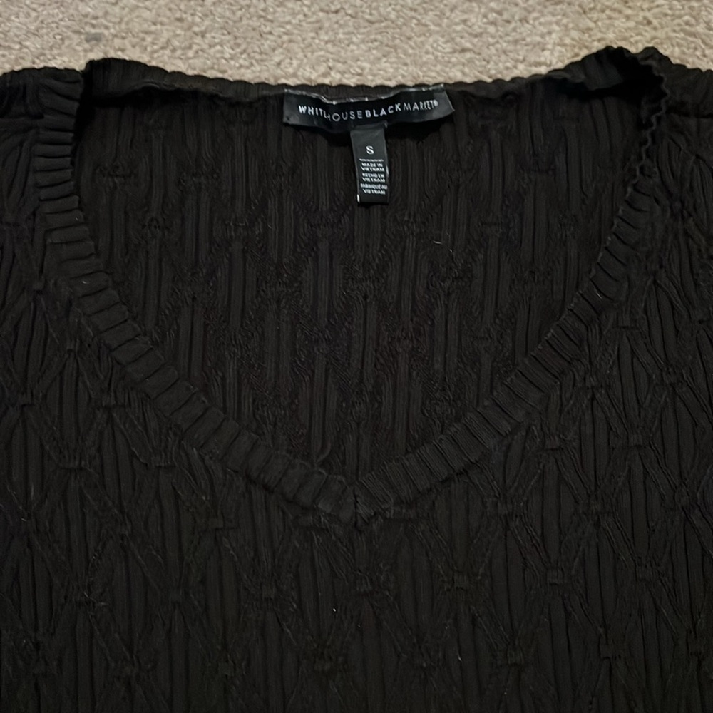 White House Black Market Knit Shirt - Picture 2 of 5